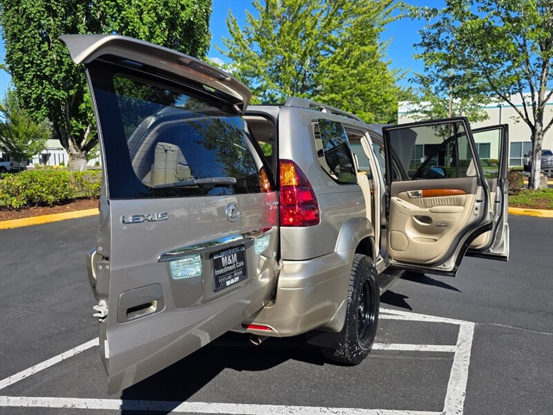 Used 2004 Lexus GX 470 AWD/4WD image 28