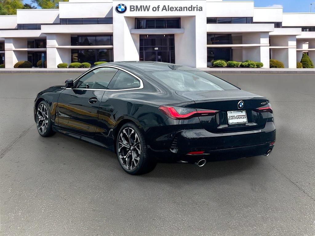 Used 2026 BMW 430i Coupe w/ Parking Assistance Package RWD image 5