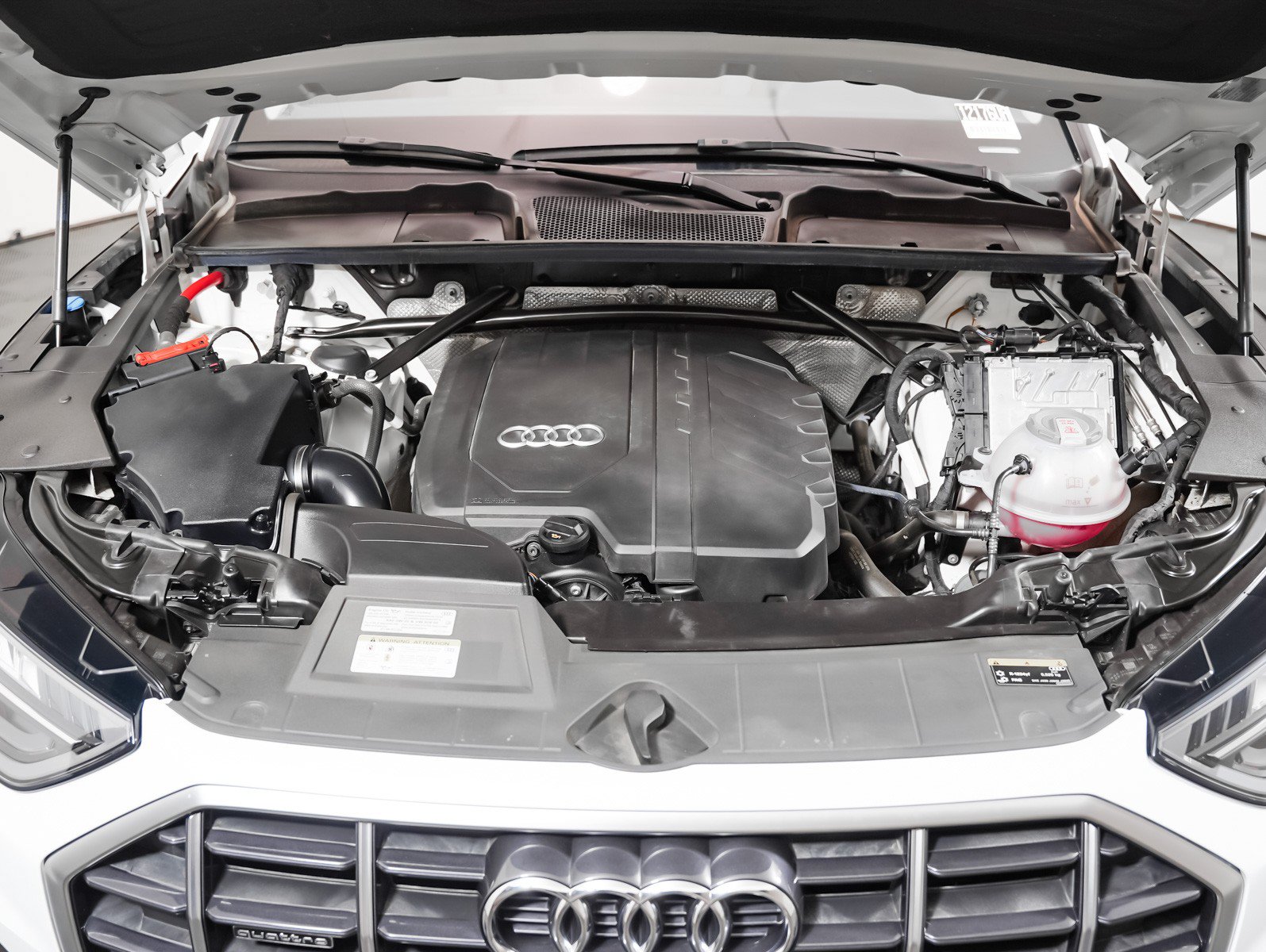 Used 2021 Audi Q5 2.0T Premium Plus w/ Premium Plus Package AWD/4WD image 4