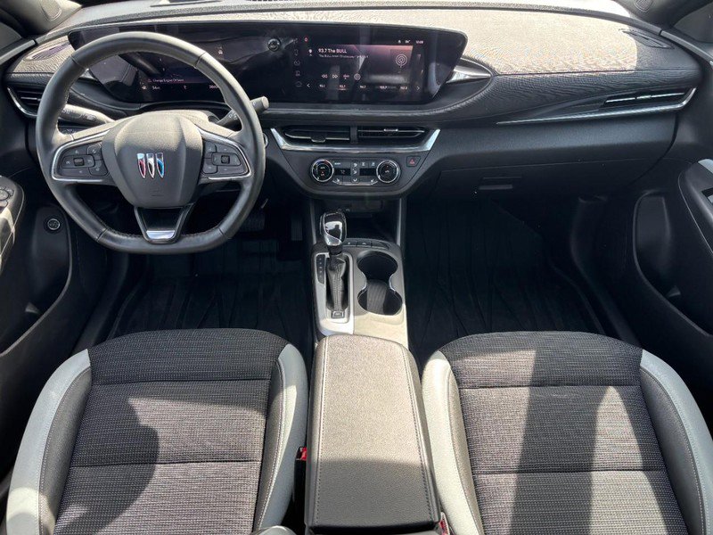 Used 2024 Buick Envista Preferred w/ Convenience I Package image 11