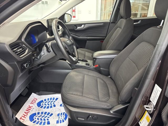 Used 2023 Ford Escape Active w/ Tech Pack #2 AWD/4WD image 16