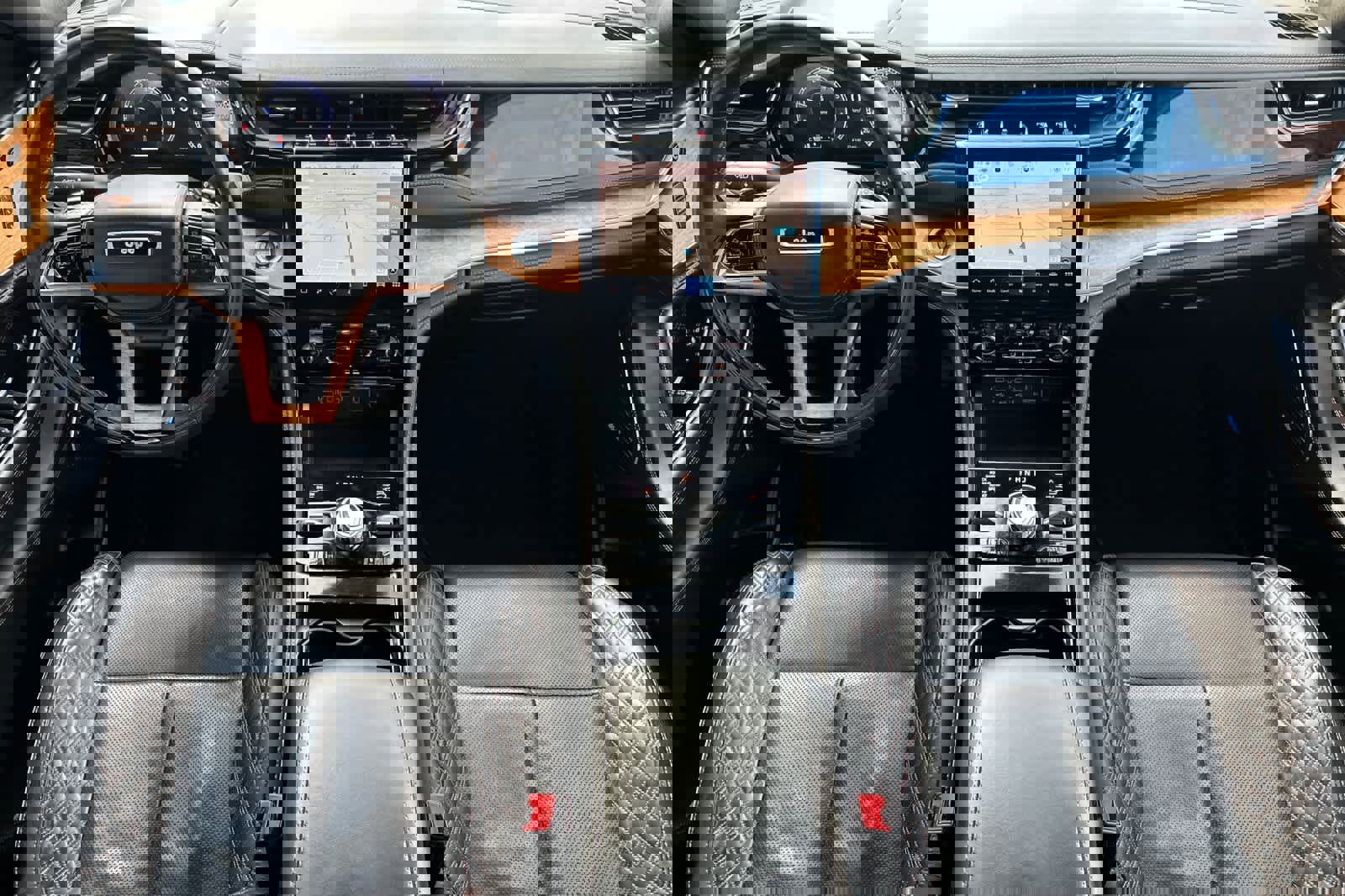 Used 2023 Jeep Grand Cherokee L Summit AWD/4WD image 2