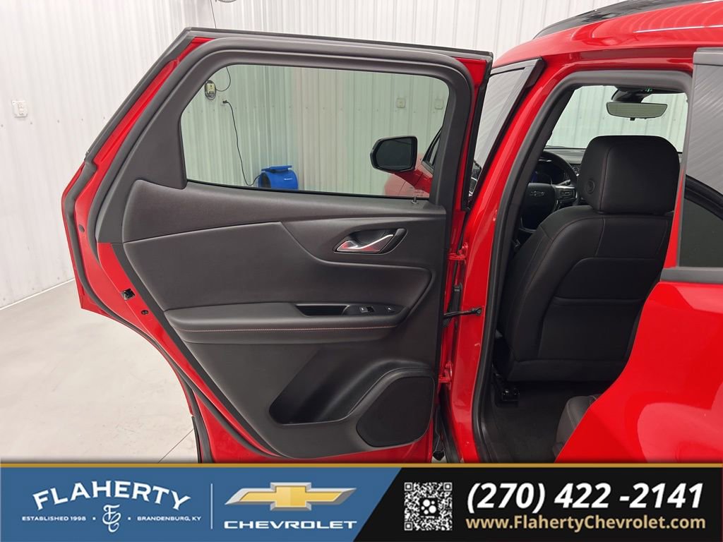 Used 2024 Chevrolet Blazer RS w/ Driver Confidence II Package FWD image 10