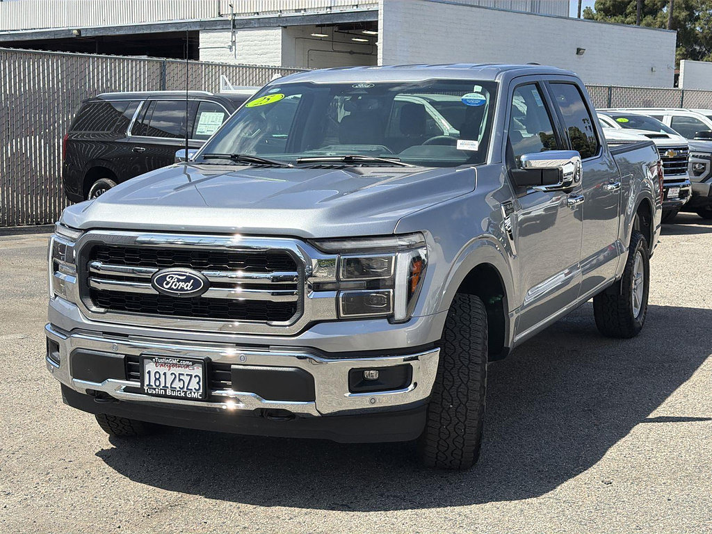 Used 2025 Ford F150 Lariat AWD/4WD image 3