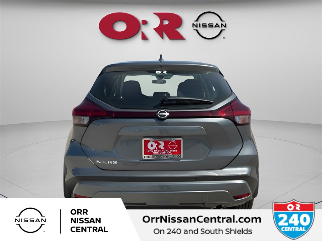 New 2025 Nissan Kicks Play S image 6