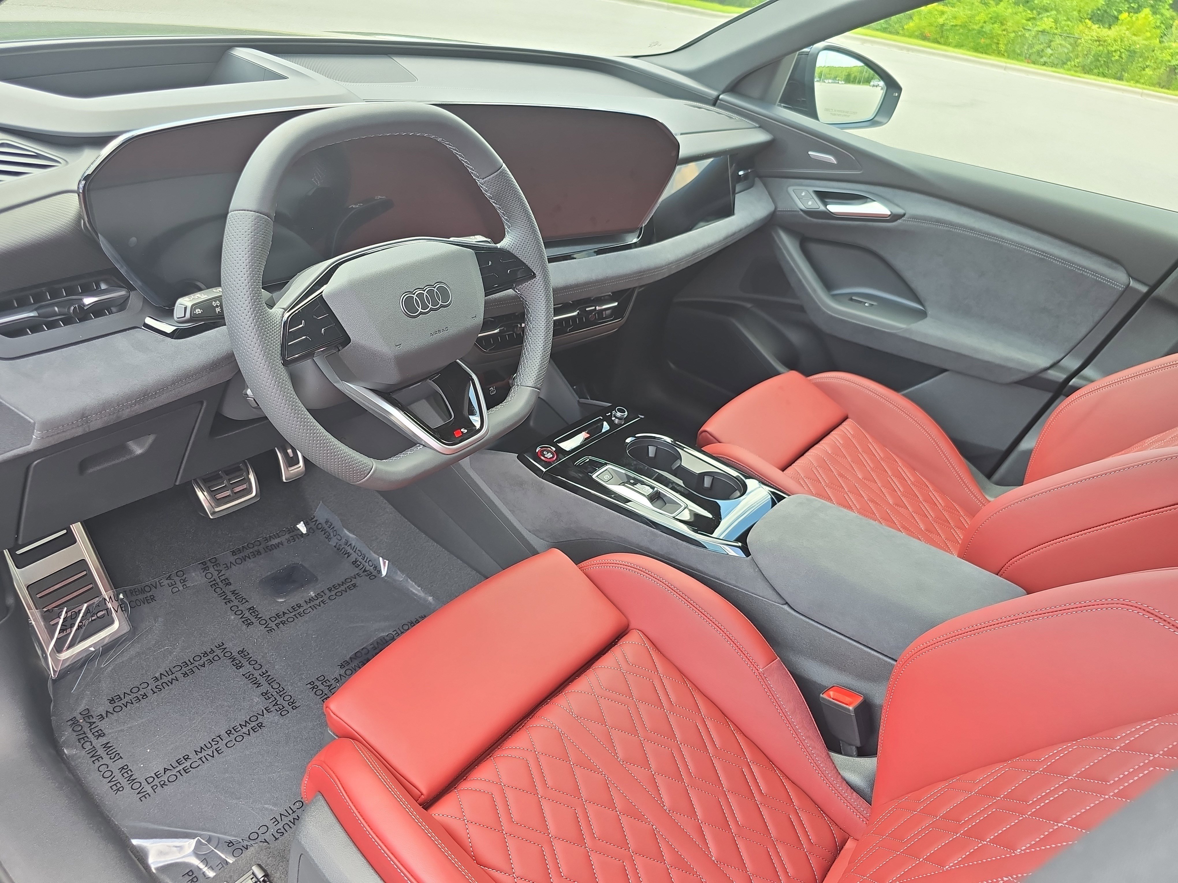 New 2025 Audi SQ6 e-tron Prestige image 16