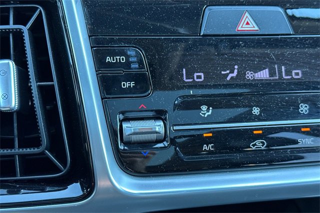 Used 2022 Kia Sorento SX Prestige image 30