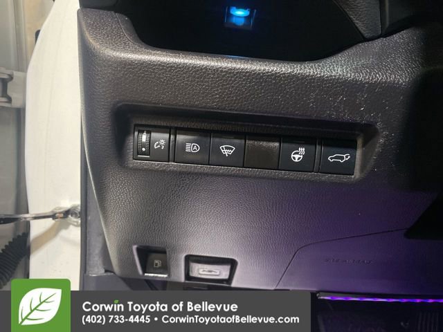 Used 2021 Toyota RAV4 XSE image 20