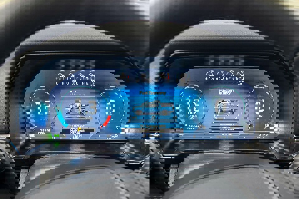 New 2025 Ford Ranger Lariat w/ Black Appearance Package image 24