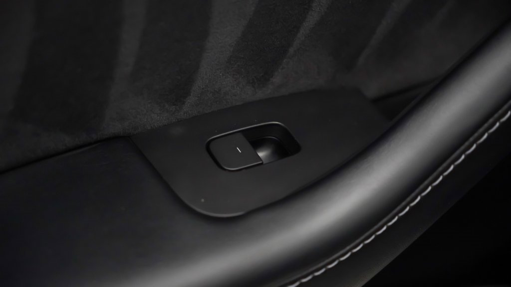 Used 2022 Tesla Model Y Performance image 17