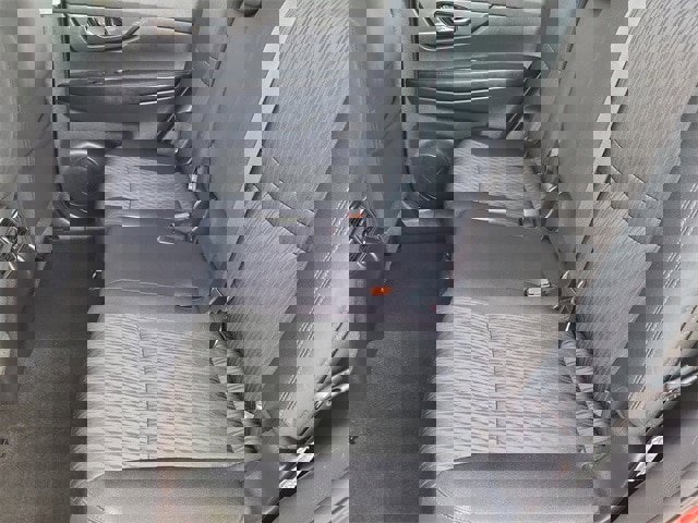 Used 2018 Nissan Rogue SV image 26