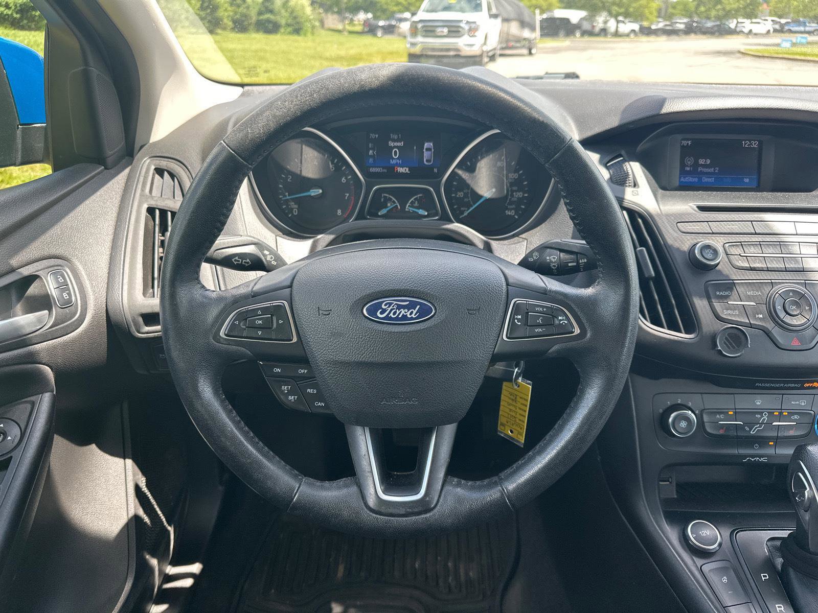 Used 2017 Ford Focus SE w/ Cold Weather Package FWD image 14