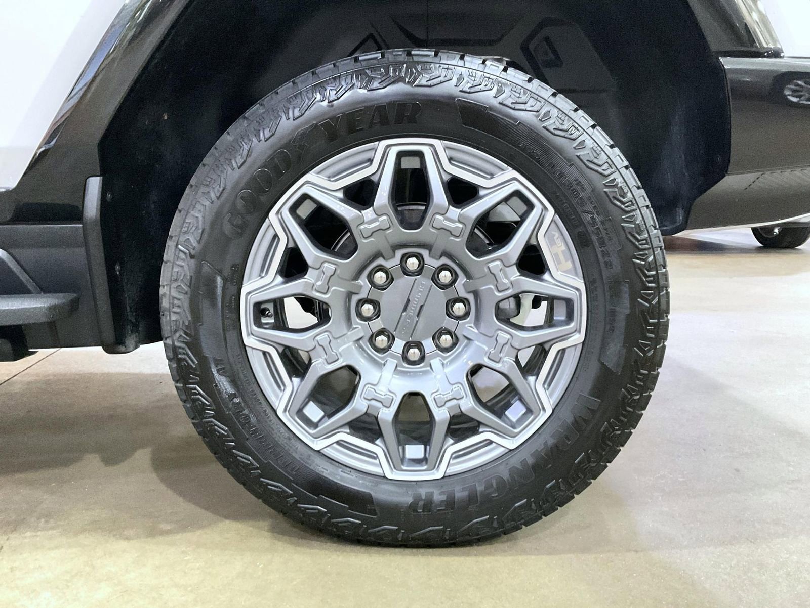 New 2026 GMC Hummer EV 4x4 Crew Cab image 22