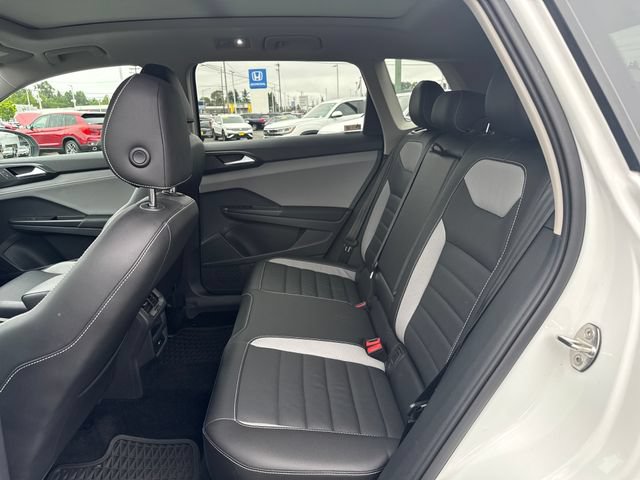 Used 2023 Volkswagen Taos SEL AWD/4WD image 14