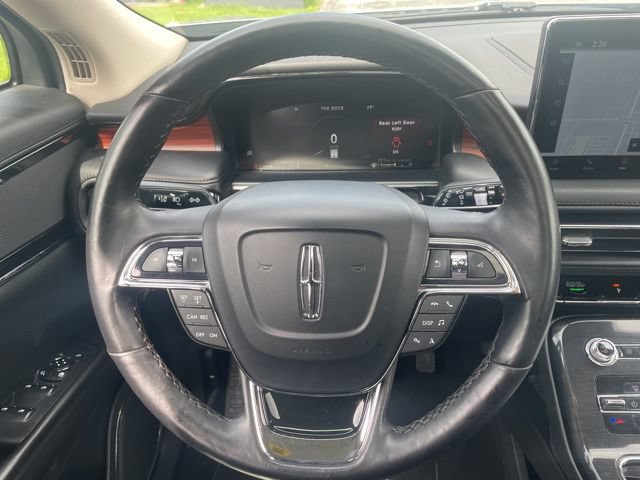 Used 2023 Lincoln Nautilus Reserve AWD/4WD image 21