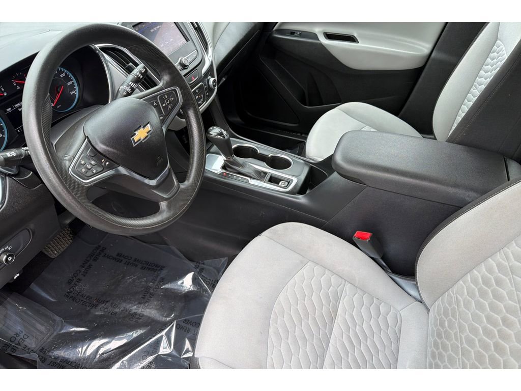 Used 2020 Chevrolet Equinox LS w/ LS Convenience Package FWD image 12