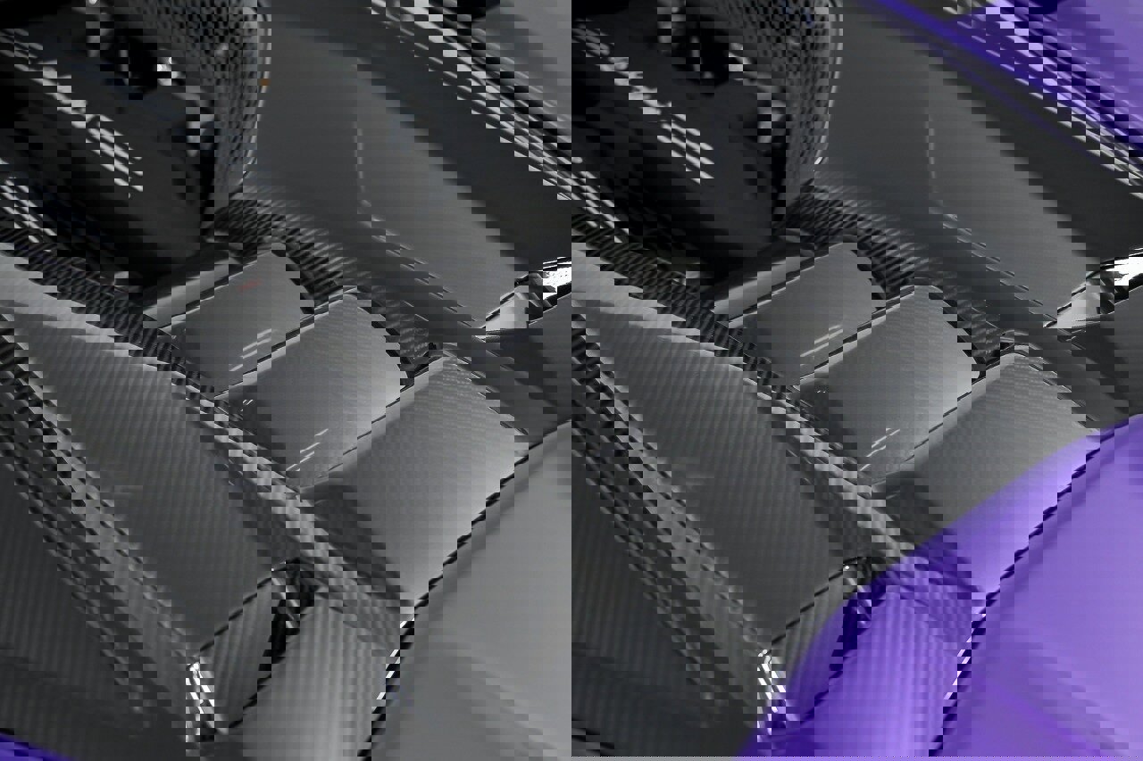 Used 2024 Lamborghini Revuelto image 20