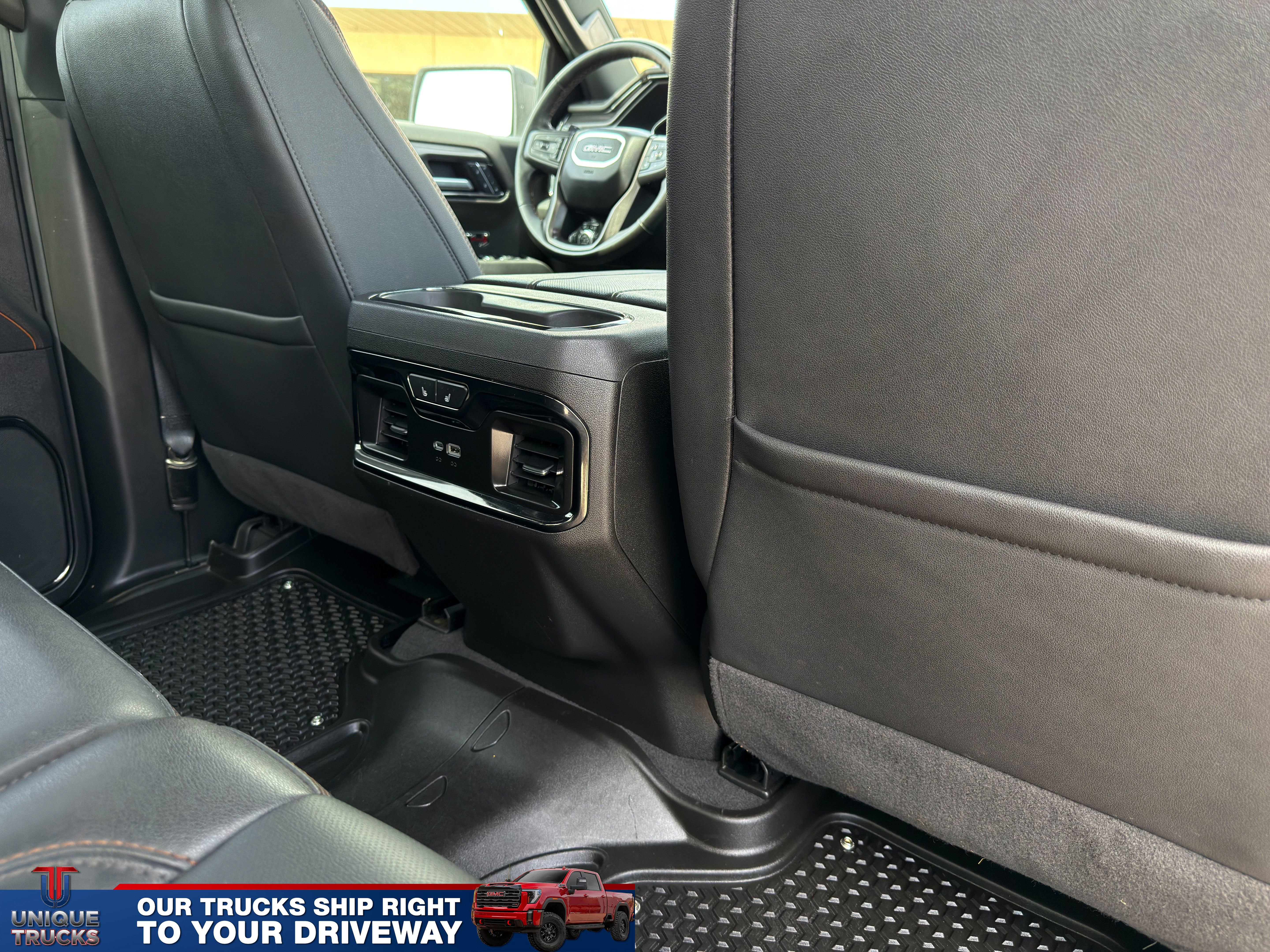 Used 2025 GMC Sierra 1500 AT4 w/ Technology Package AWD/4WD image 26