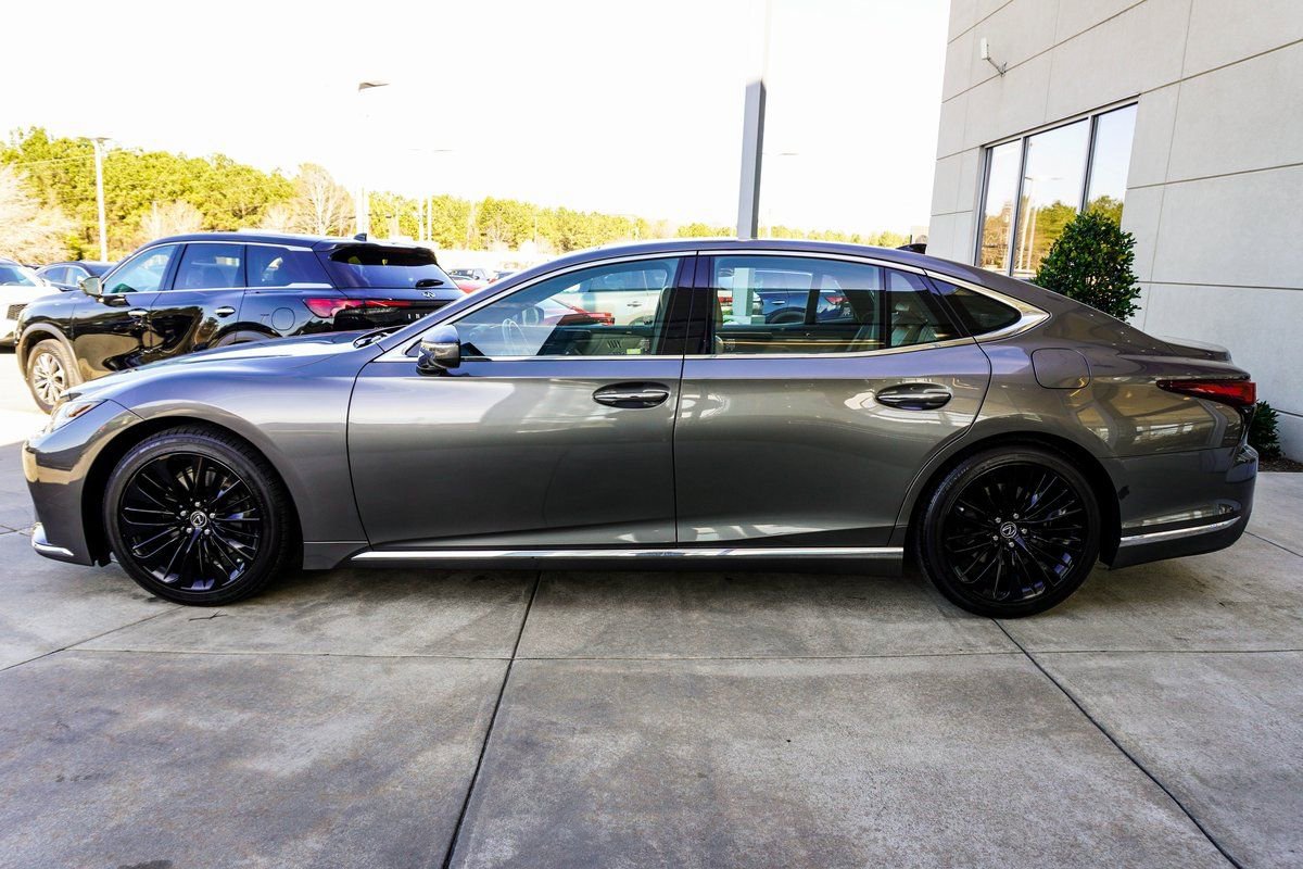 Used 2022 Lexus LS 500 w/ Interior Upgrade Package image 7