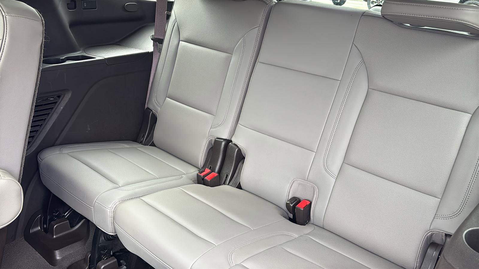 Used 2021 GMC Yukon SLT w/ SLT Luxury Plus Package image 17