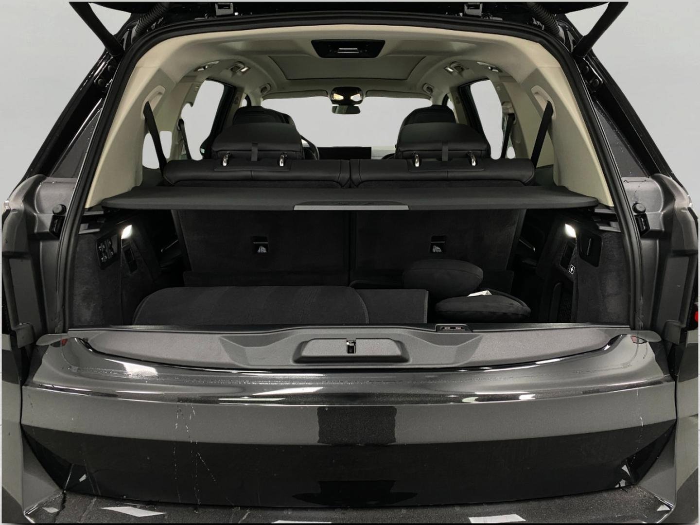 Certified 2026 BMW X7 xDrive40i image 6