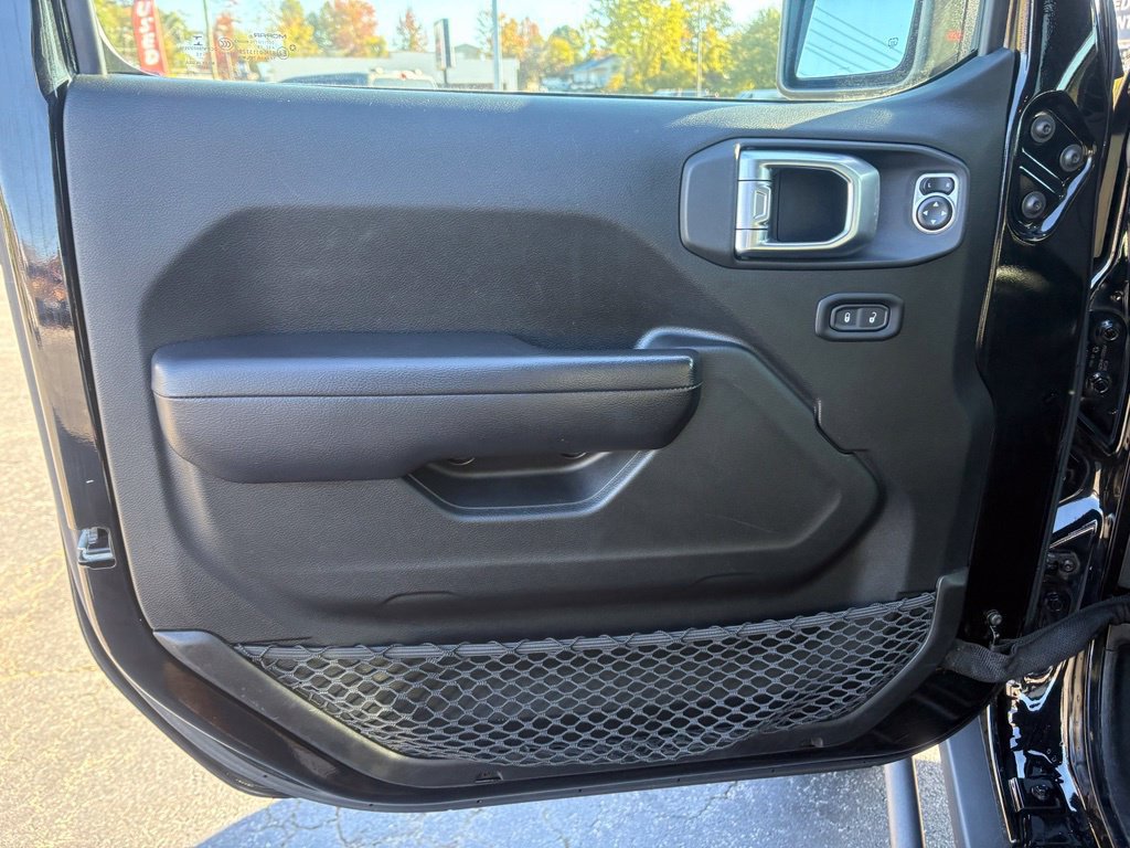 Used 2019 Jeep Wrangler Unlimited Rubicon AWD/4WD image 23