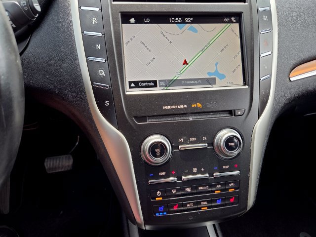 Used 2019 Lincoln MKC Reserve w/ MKC Technology Package FWD image 24