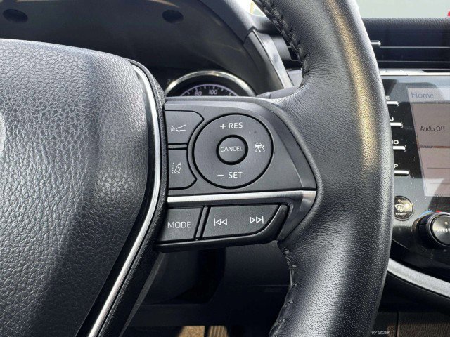 Used 2019 Toyota Camry XLE image 25