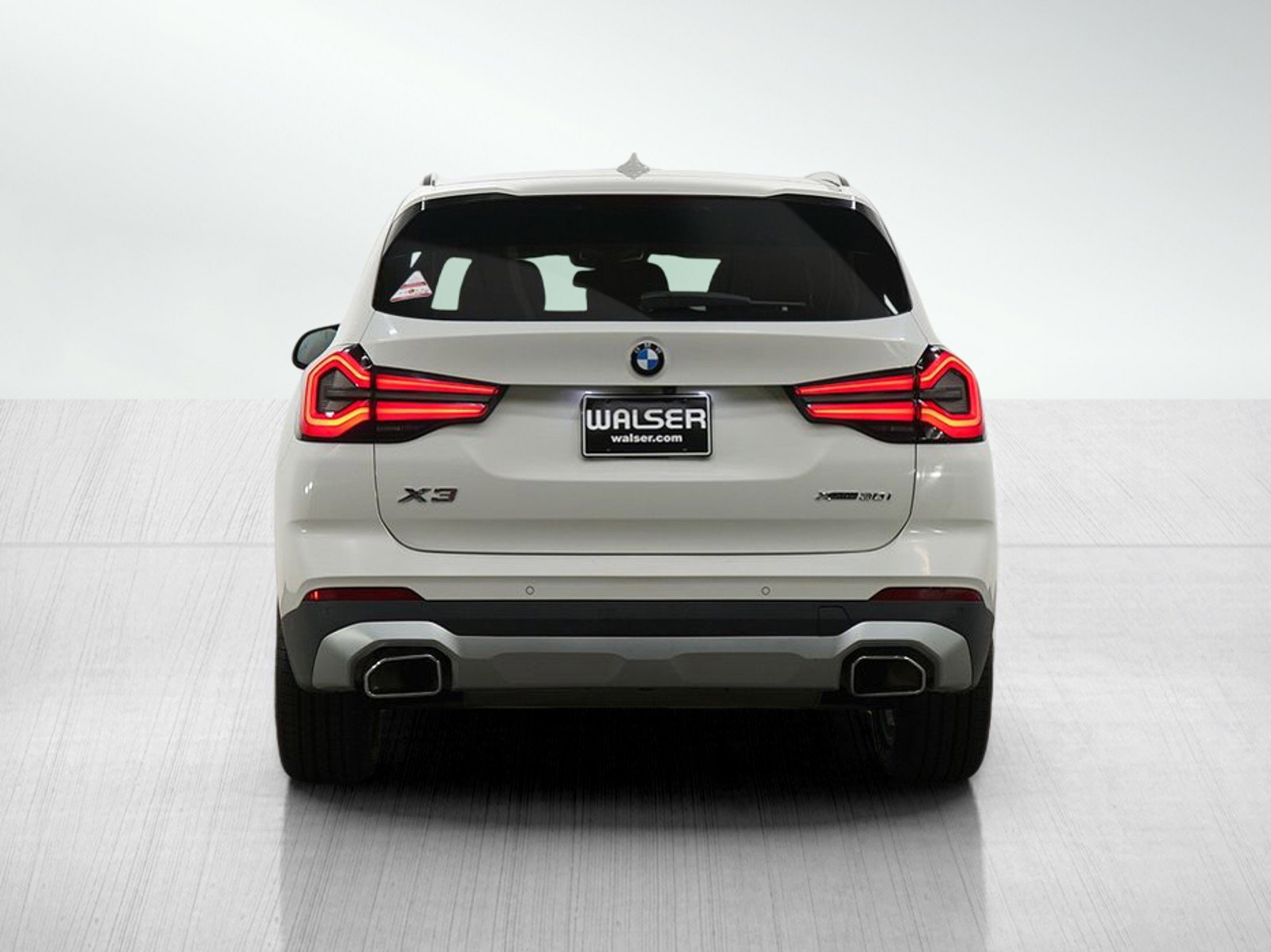 Used 2024 BMW X3 xDrive30i image 4