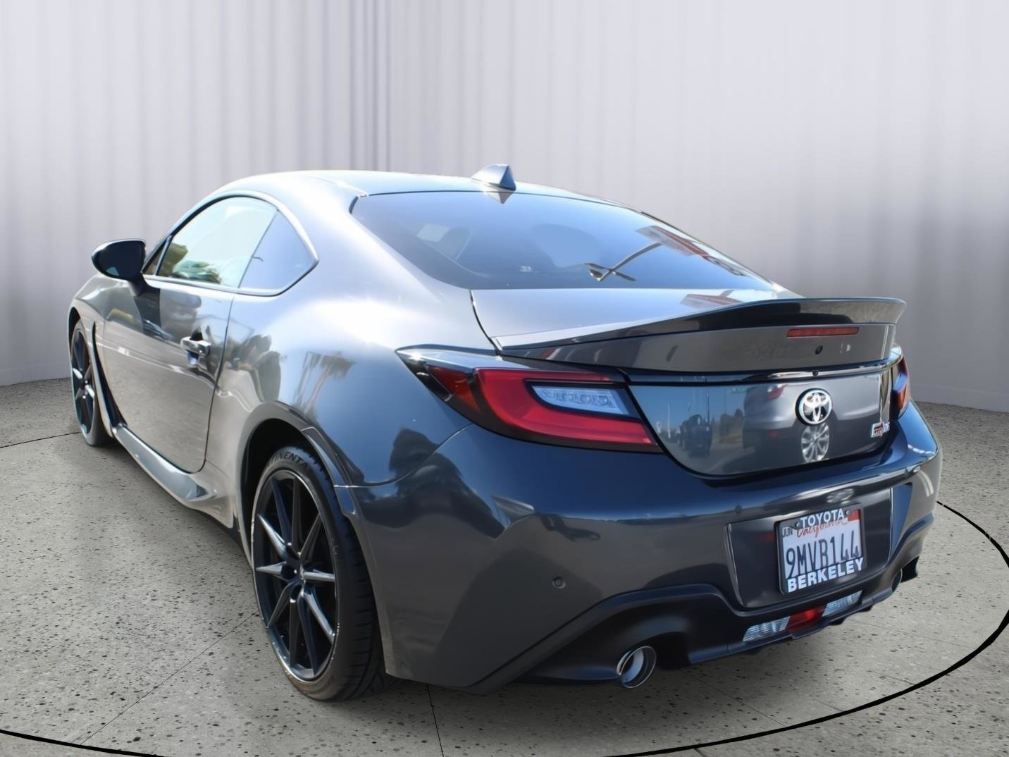 Used 2024 Toyota GR86 Premium image 6