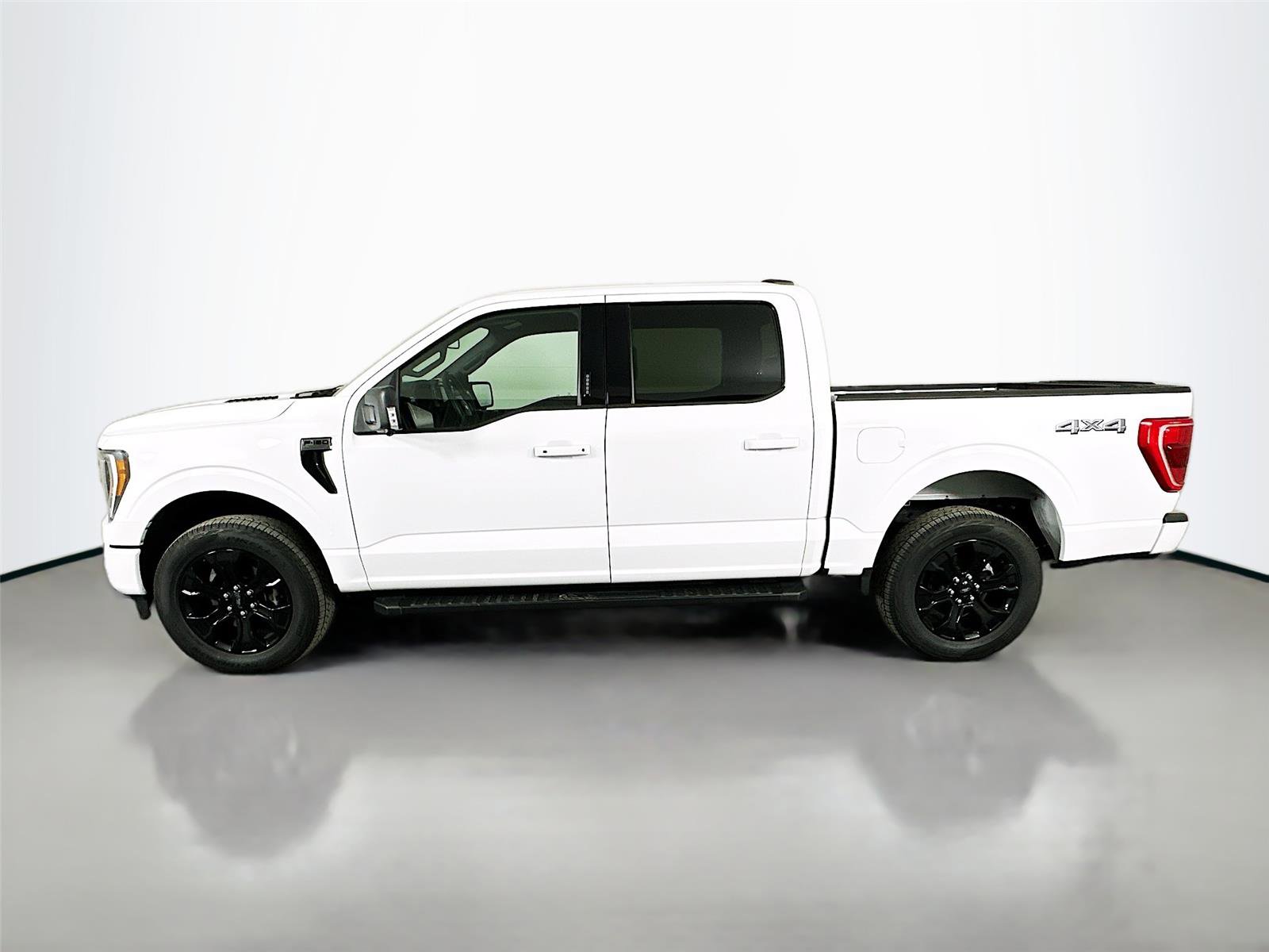 Used 2023 Ford F150 XLT w/ Equipment Group 302A High image 4