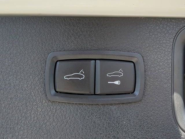 Used 2018 Porsche Macan image 15