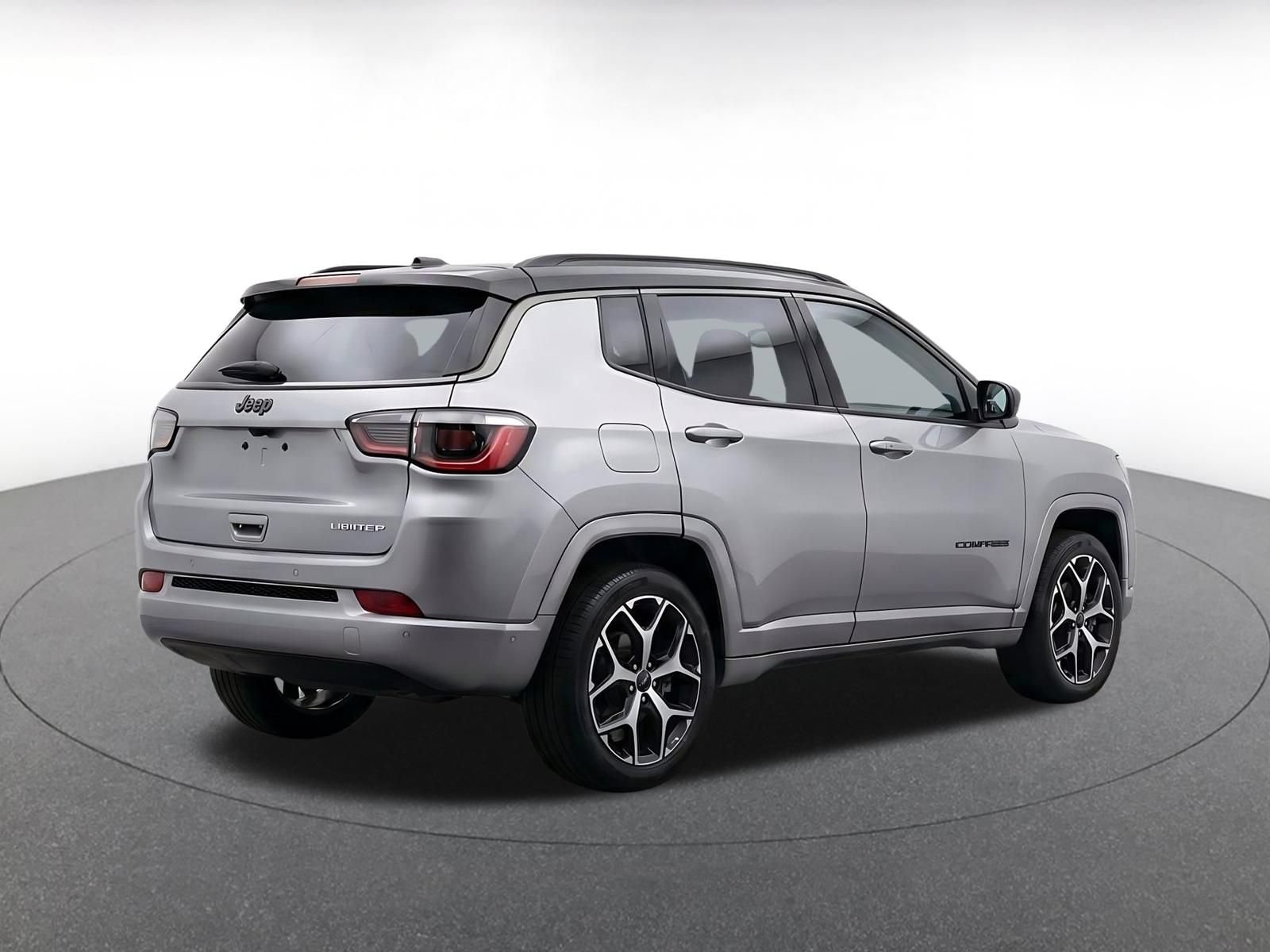 Used 2025 Jeep Compass Limited AWD/4WD image 11