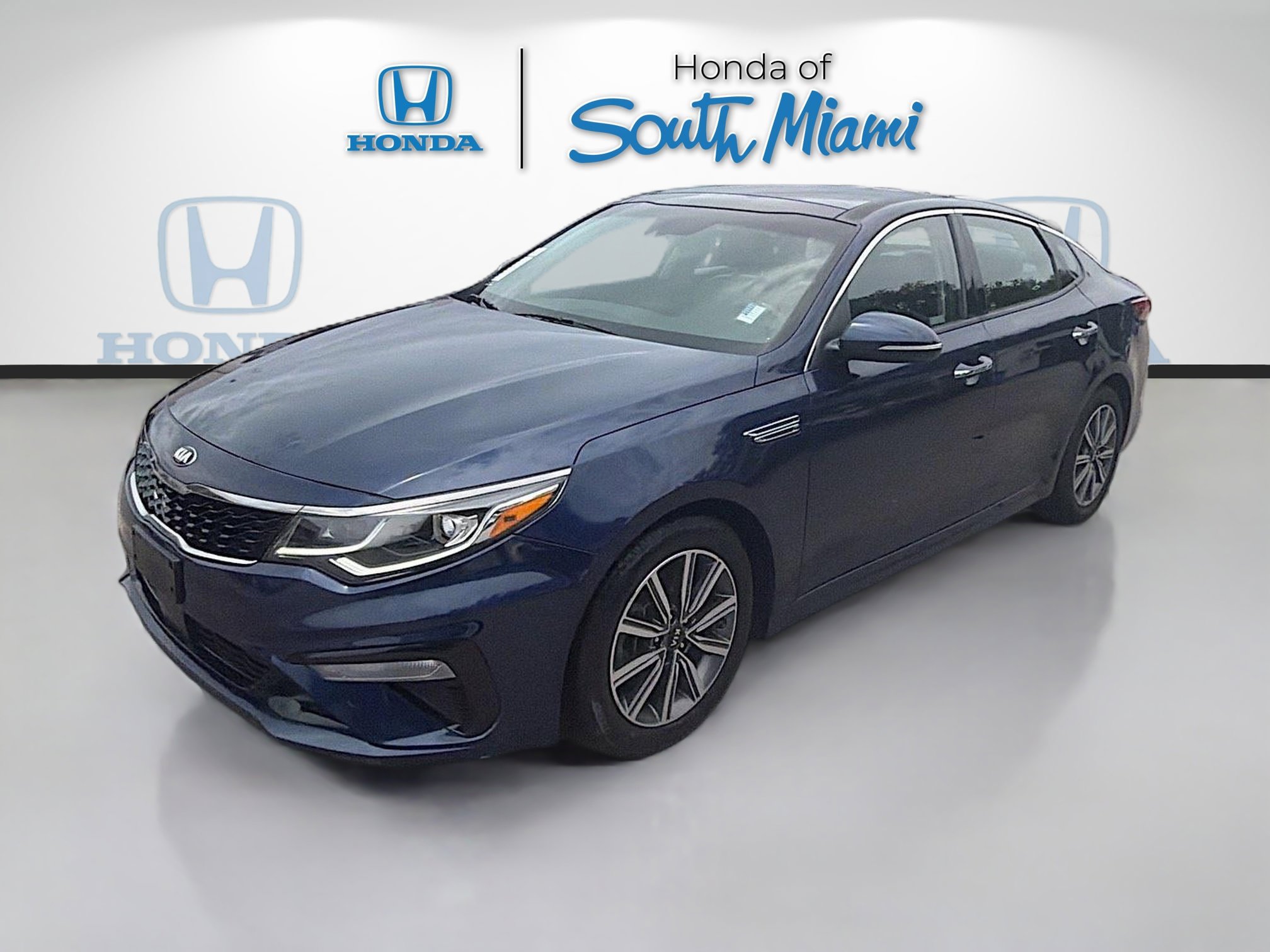 Used 2019 Kia Optima EX w/ EX Premium Package FWD image 3