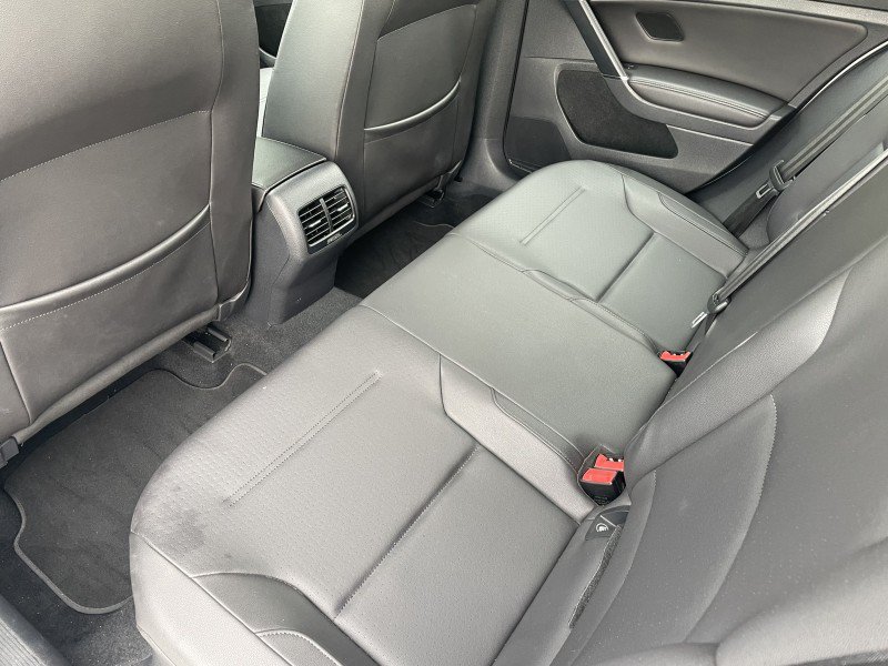 Used 2015 Volkswagen e-Golf SEL Premium FWD image 12