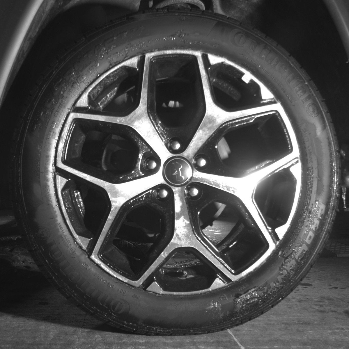 Used 2025 Jeep Compass Limited image 14