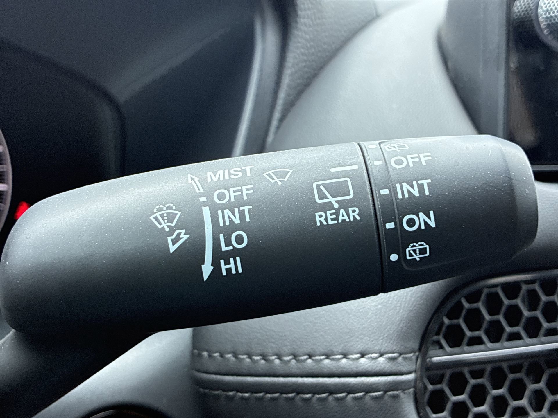 Certified 2026 Honda HR-V LX image 26