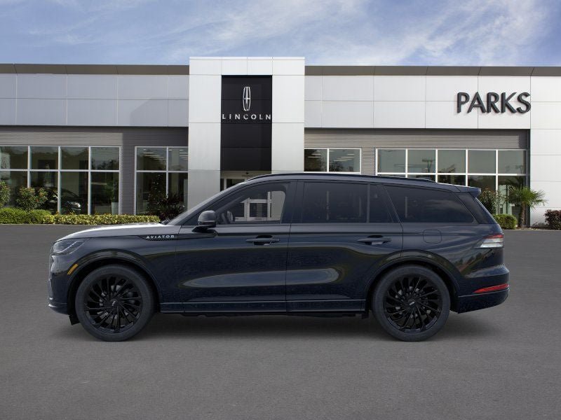 New 2026 Lincoln Aviator Reserve RWD image 3