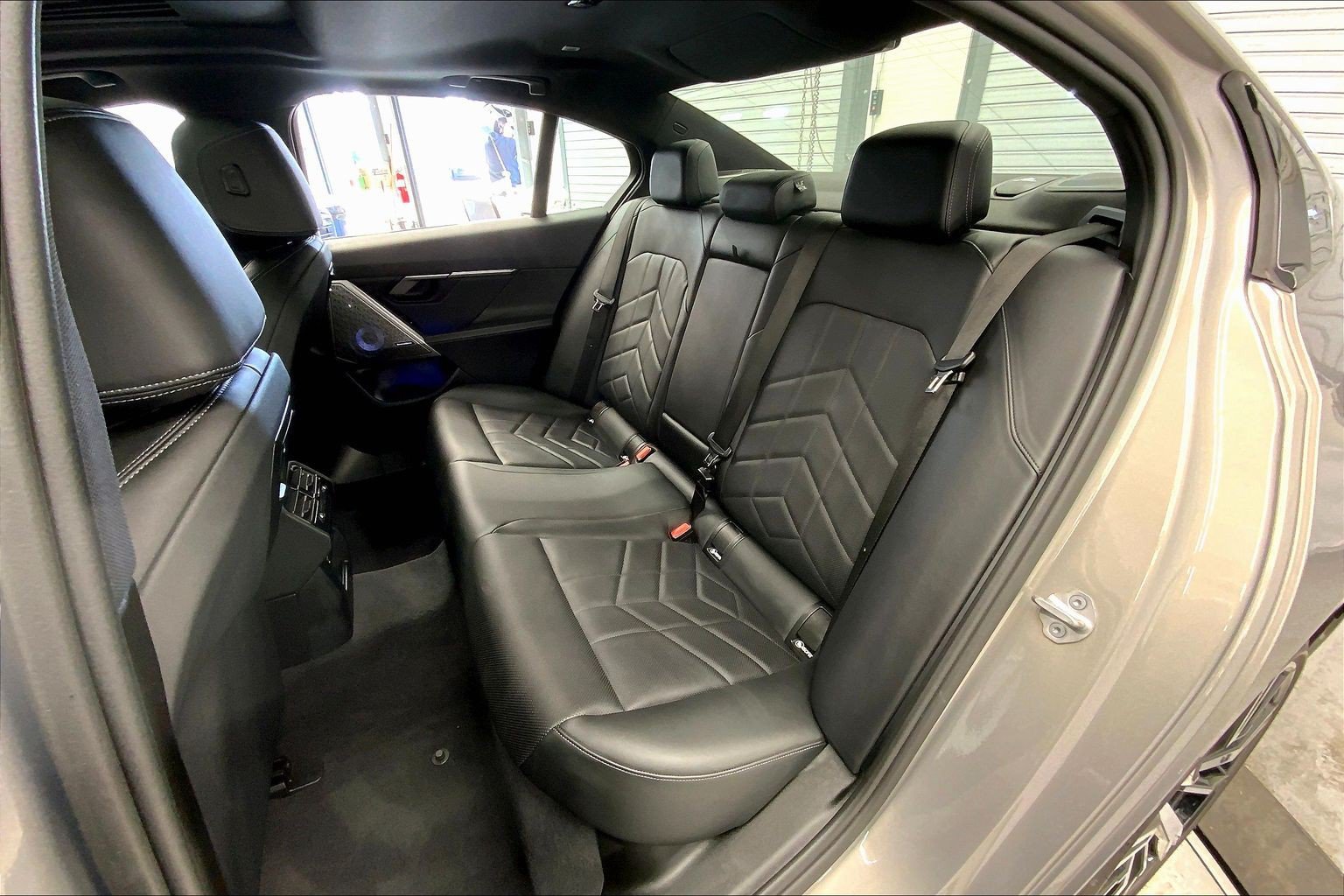 Used 2024 BMW i5 M60 w/ Premium Package AWD/4WD image 22