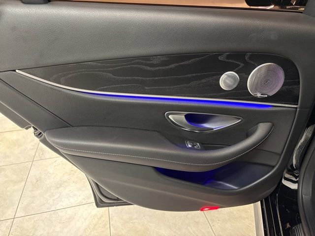 Used 2017 Mercedes-Benz E 300 image 12