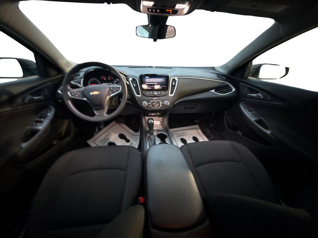 Used 2020 Chevrolet Malibu LS w/ LPO, Convenience Package 1 FWD image 25