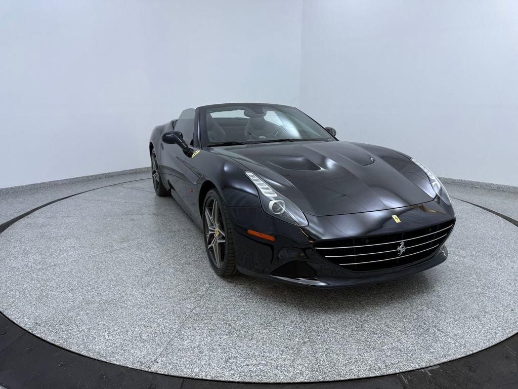 Used 2017 Ferrari California T image 26