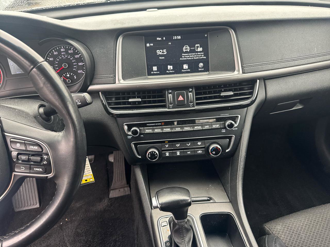 Used 2018 Kia Optima S image 10