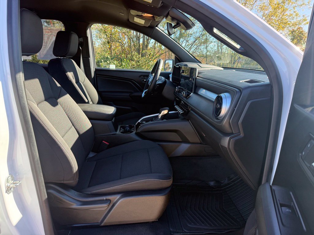 Used 2024 Chevrolet Colorado LT w/ LT Convenience Package RWD image 19