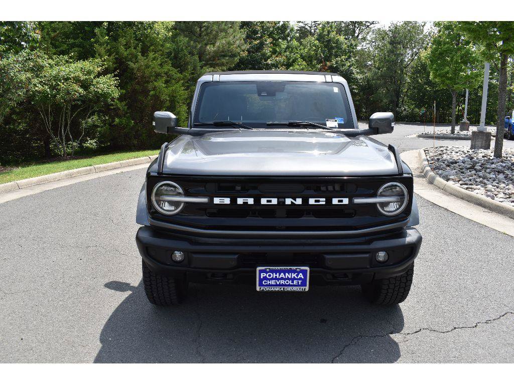 Used 2024 Ford Bronco Outer Banks AWD/4WD image 2