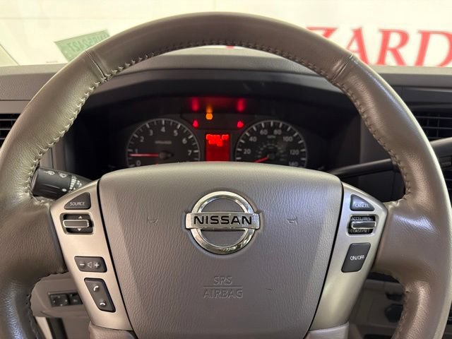 Used 2017 Nissan NV 3500 SL RWD image 21
