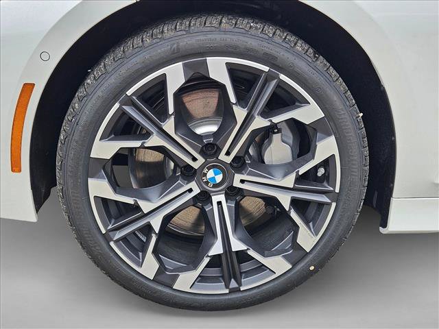 Used 2026 BMW 330i Sedan w/ Premium Package RWD image 10