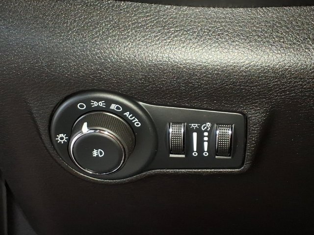 Certified 2024 Jeep Compass Limited w/ High Altitude Package AWD/4WD image 13