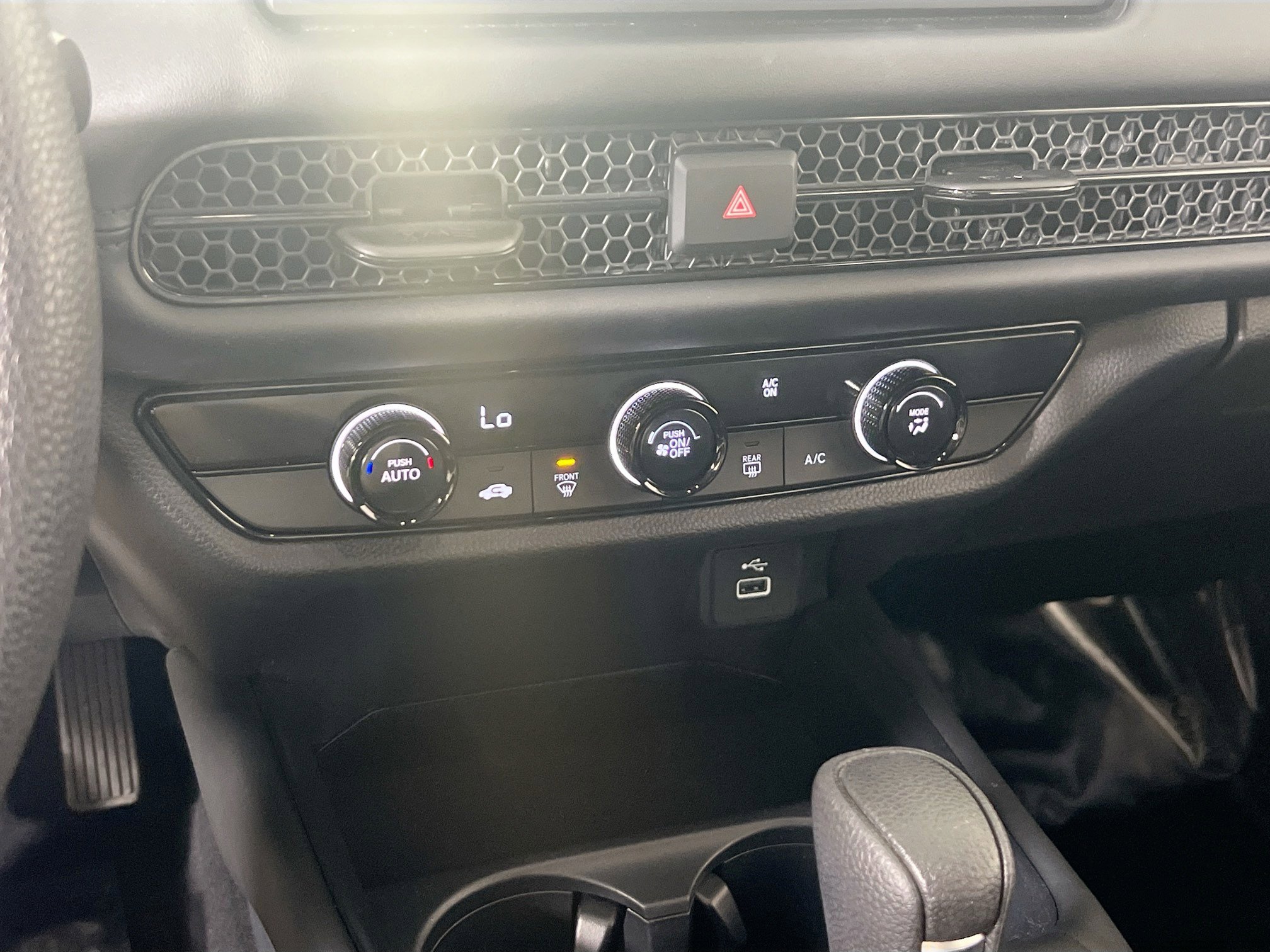 Used 2023 Honda HR-V LX image 15