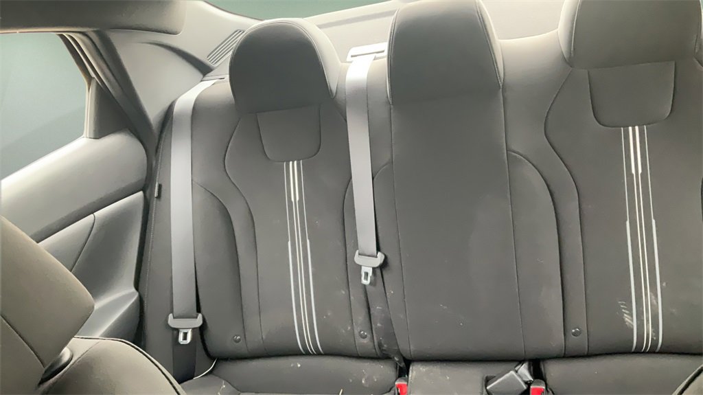 Certified 2025 Hyundai Elantra Sport image 11